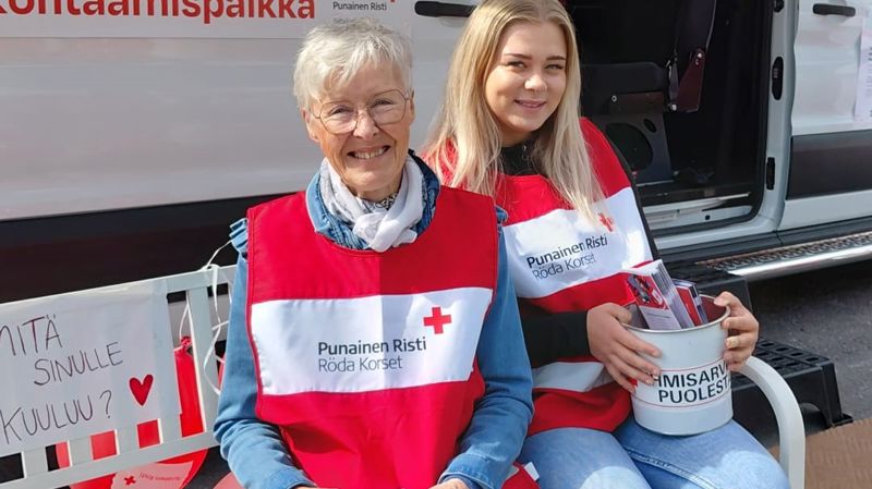 “Mitä sulle kuuluu?” – Punainen Risti näkyi SuomiAreena-viikolla