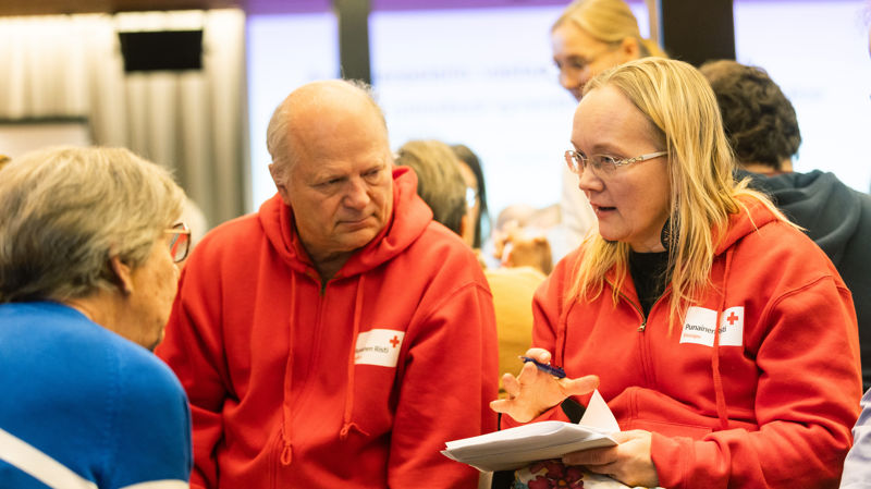 Toimintalinjauksesta teoiksi - piirin seminaari elokuussa