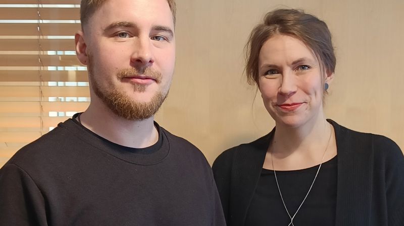 Piiritoimiston uudet työntekijät Ida ja Henri