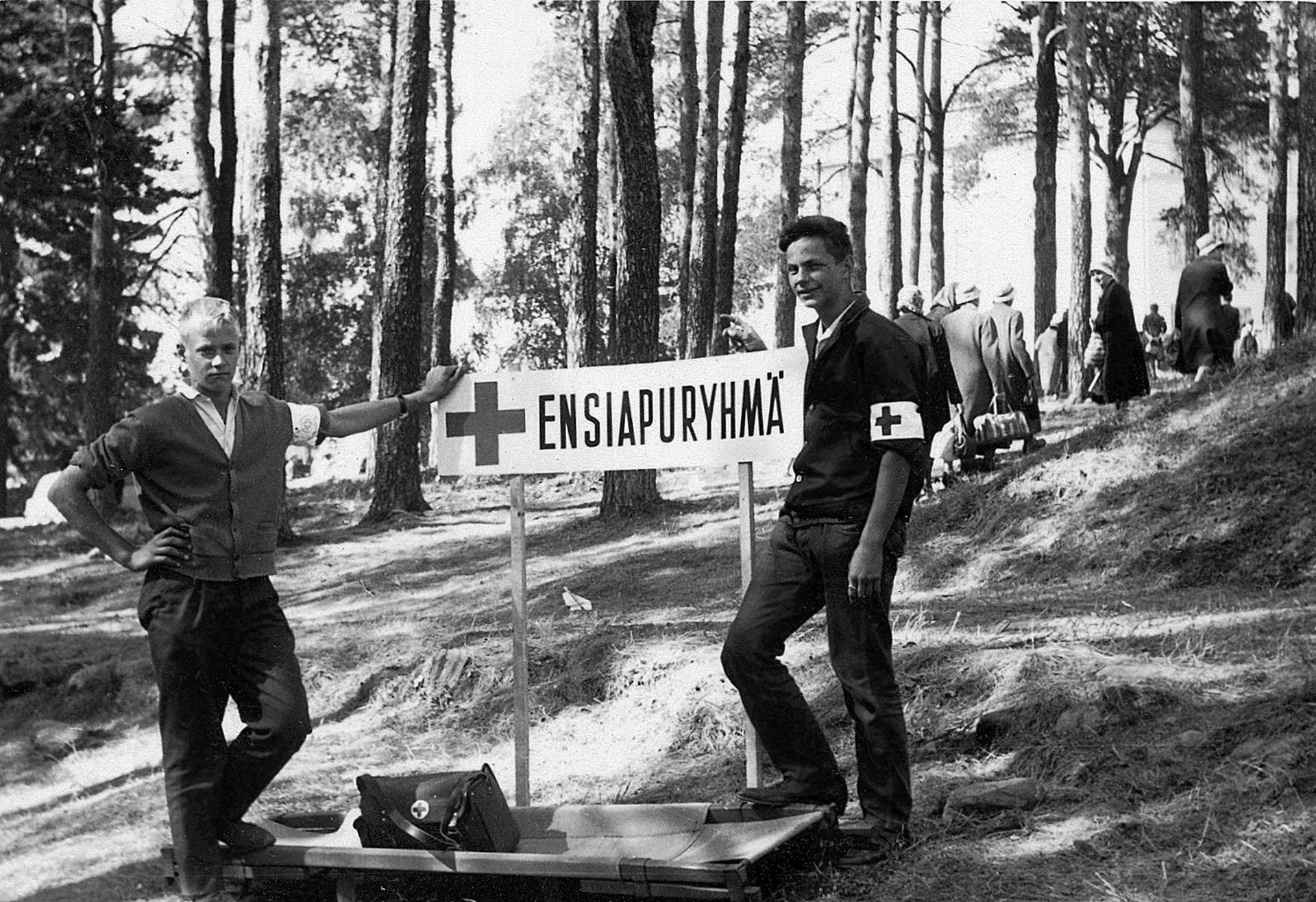 Ensiapuryhmätoimintaa 1950 -luvulla.
