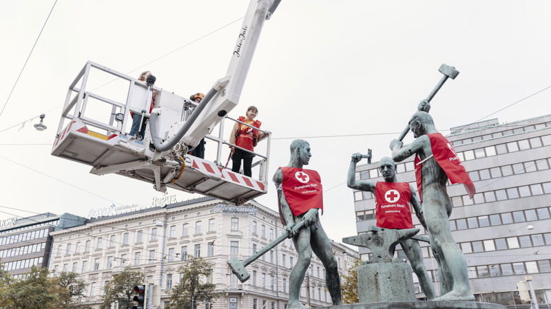 Osasto voi saada uudet liivit jopa ilmaiseksi