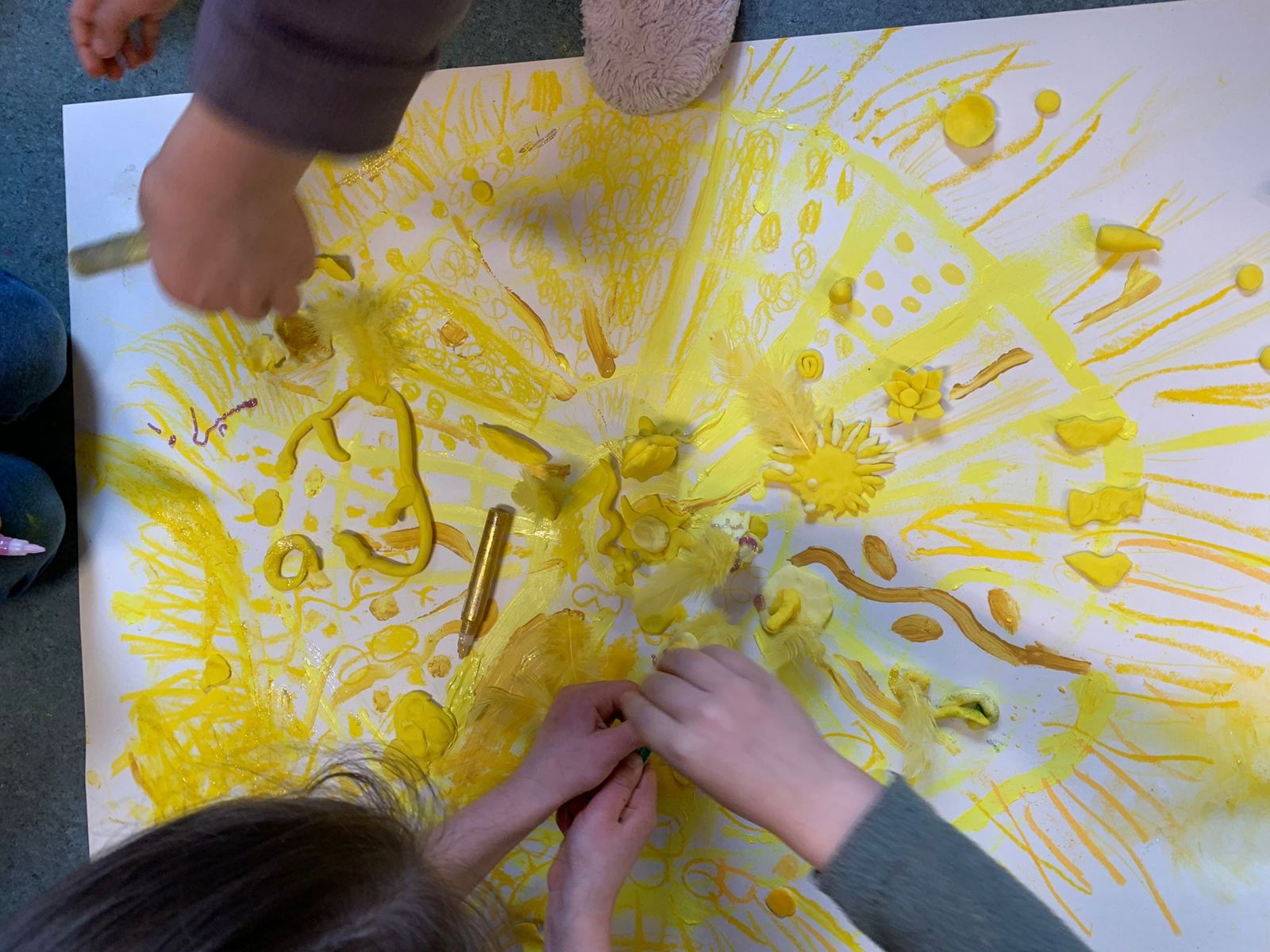 Punainen Risti tekee paljon yhteistyötä koulujen ja oppilaitosten kanssa.