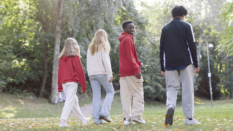 Nuoret ovat jo täällä – avaathan oven!